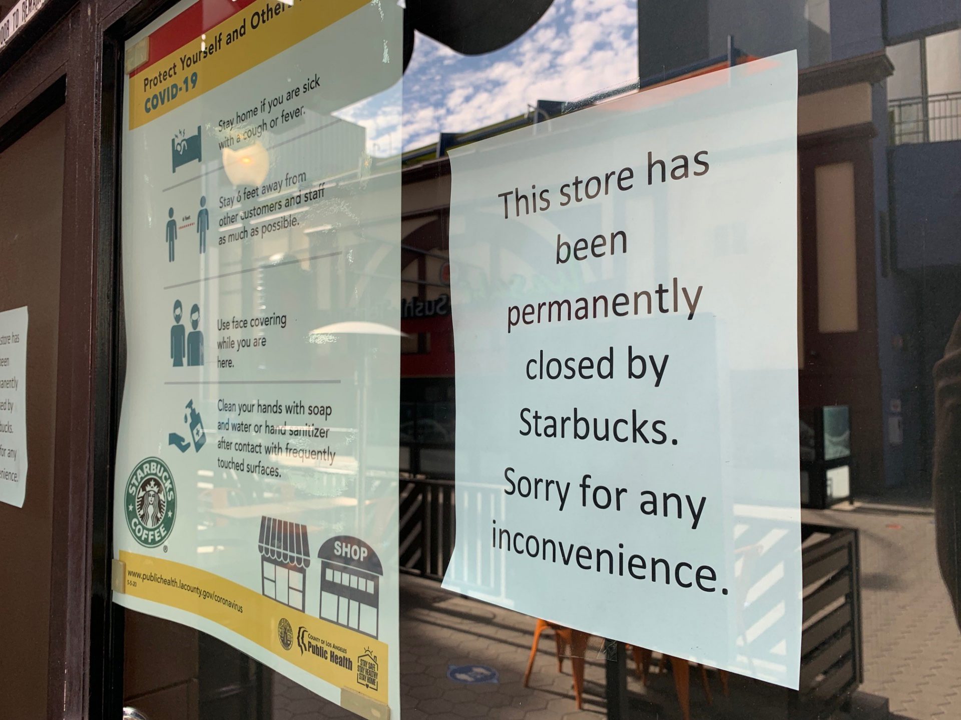 Starbucks Coffee in CityWalk Hollywood permanently closed Inside