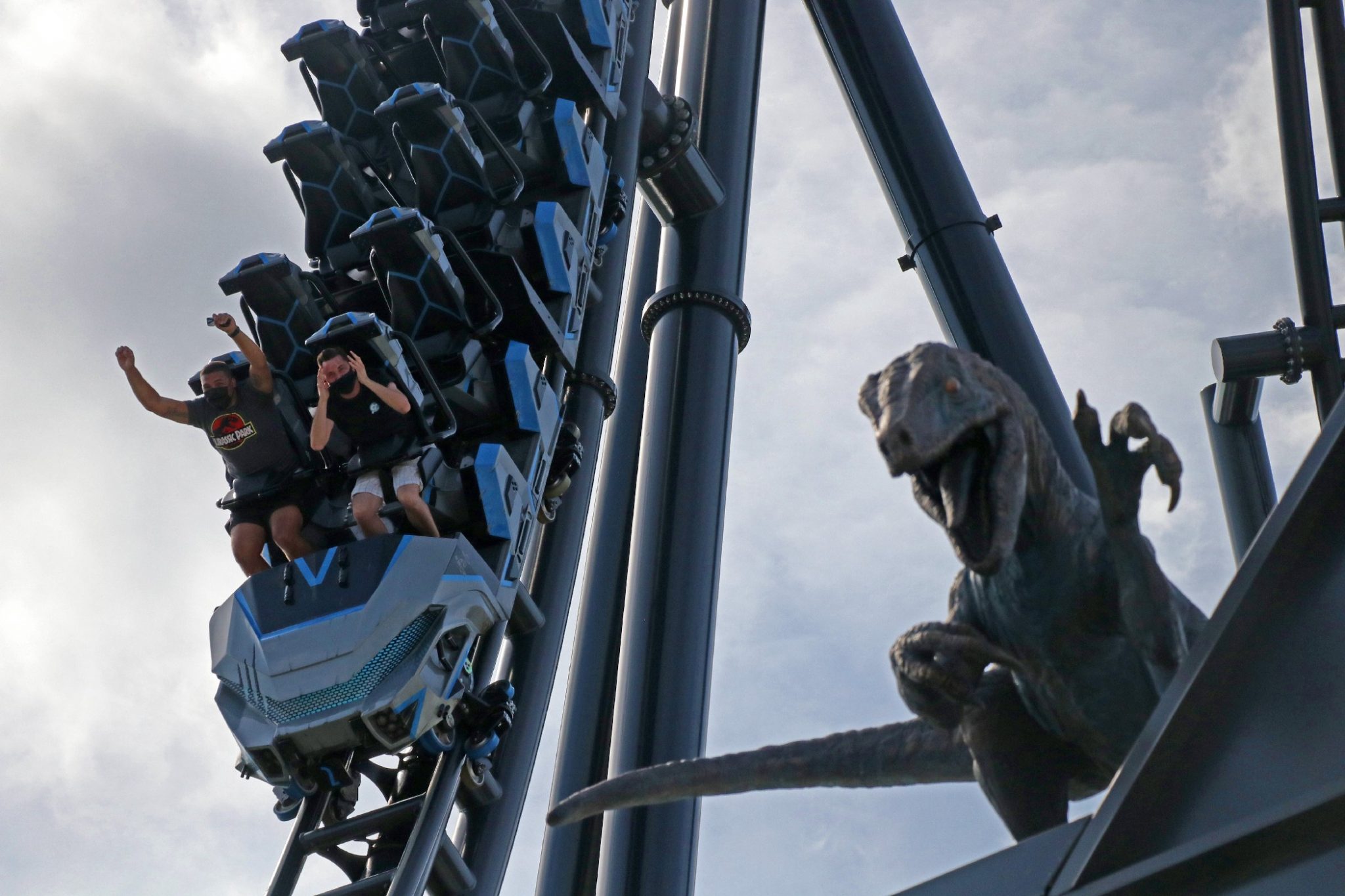 Jurassic World VelociCoaster soft opens at Islands of Adventure ...